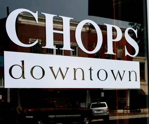 Food you can't forget, drinks you won't remember. 478-452-8119. 119 S Wayne St.