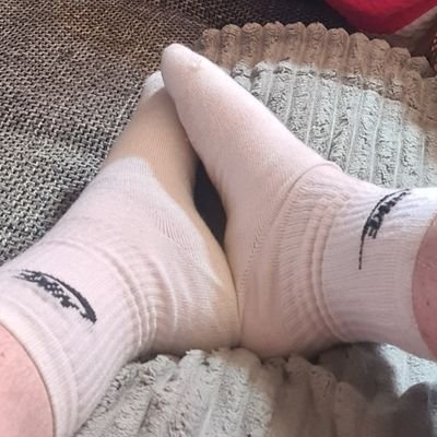 boubs1910's profile picture. Mec gay, passif, soumis, kif pieds cho7, skets, aisselles, ouvert à bcp de choses.... dm ouverts, nudes, plan  etc etc..  
Insta : kiffp.1450
Snap : boubas75