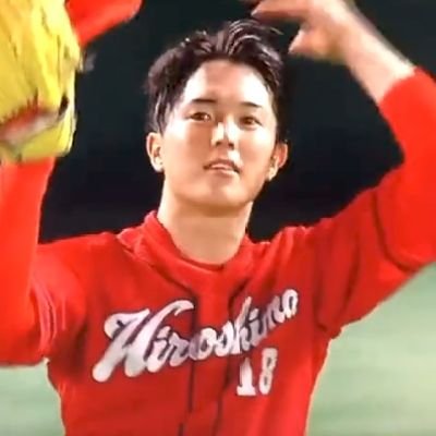 関西在住のカープファンです。
カープファンの方と繋がりたいです。
無言フォロー失礼します。
フォロー大歓迎です。