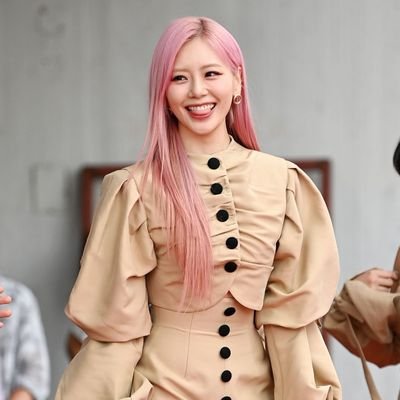 Cyan_Nal's profile picture. 26 | he/him | UK | IU, Dreamcatcher, Twice, Itzy, Loona, Iz*one, Kep1er | Chaotic Bias Stan
Handong, Dahyun, Yeji/Ryujin, Olivia Hye, OT12