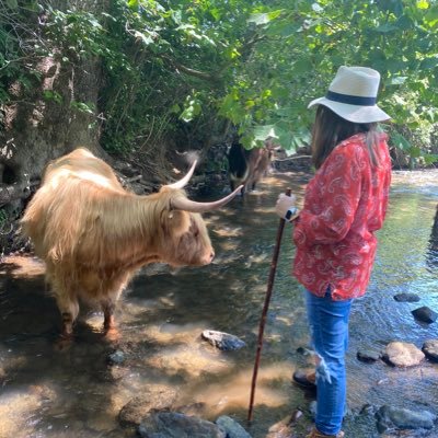 emhart0611's profile picture. 