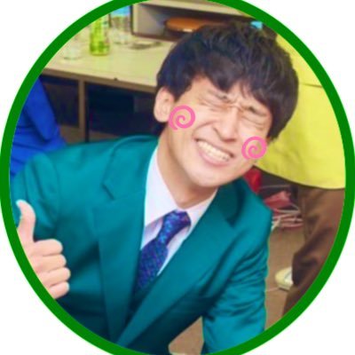 01 / 福岡 / 歯の仕事🦷/東海オンエア /漢よりの箱推し💚 /シャイ甚平/怪しくない閣下/メンシプ加入済🧡💛💚💖💙🤎 11/12 Bark at the Moon 2部福岡参戦!!
