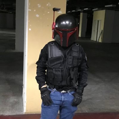 FarisAiman76's profile picture. Abee..rarely open twitter but my profile probably has vtuber,cat/animal pic, maybe some world politic and army stuff bye