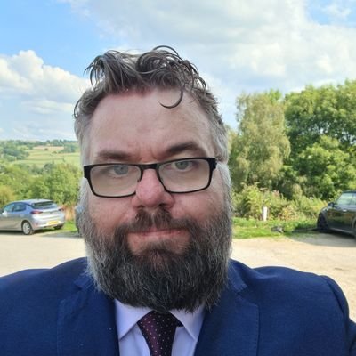 Lecturer in computer science at University of Bedfordshire, Researcher for NCCR, Lover of computer and board games, and especially weird fringe theatre