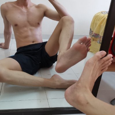 3x/178/65📍吉隆坡 Kuala Lumpur #双向偏接受 #踩踏 #騎乘 #虐腹 #臭腳襪 #腋下 #Trampling #GutPunching #SmellyFeet #Armpit #PonyRide 酷似人 Kush Man