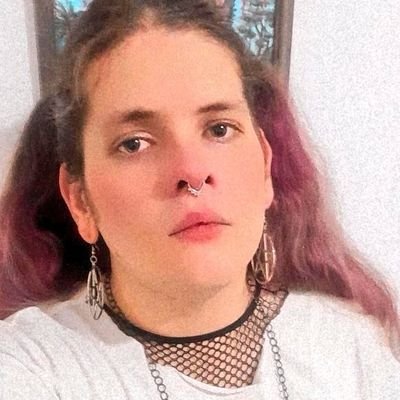 Filósofa (URosario). Maestranda en DD. HH. y Doctoranda en Cs. Sociales (UNLP). Transfeminista, anticapitalista y decolonial. | Opiniones personales y bla.