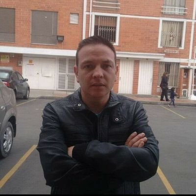 @AlvaroUribeVel
El Muro de Contención de la Izquierda Comunista Colombiana e Internacional
@IvanDuque
@ZelenskyyUa
@Nayibbukele