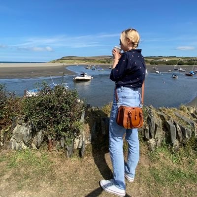 Academy Director at Hijinx Theatre 🎭 | Actor/Performer, Singer, Creative 🎭 | Mummy 👶💕| She/Her | Views are my own