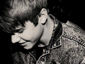 Bueno..Soy @JetzaBelieber la Creadora de http://t.co/SxhwfYB1F2 y cree este twitter para hacer Paz entre todos