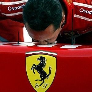 A veces hablo de autos, y en otras ocasiones también. F1, Nascar, IndyCar, TC, Supercars, y más.
Ferrari y Chevrolet ❤️