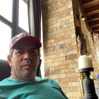 ricardo_urru's profile picture. 