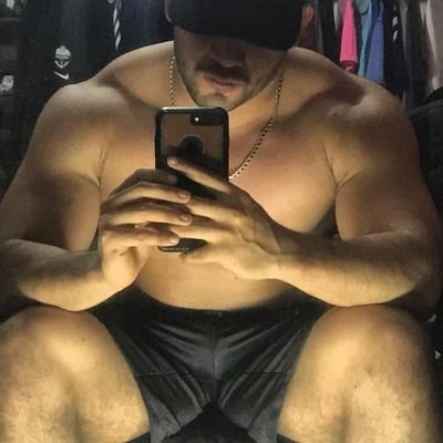 Cuenta dedicada a la apreciación de la belleza masculina en México. Si tienes algún aporte o quieres aparecer en una publicación, manda DM.
