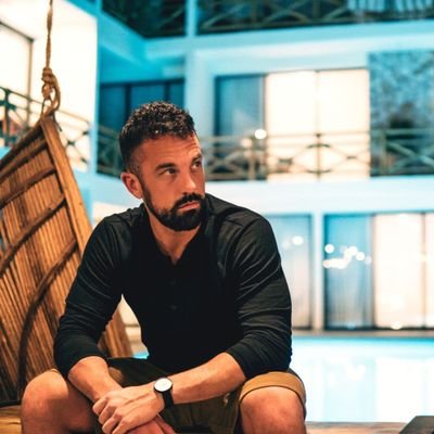 dandemsky's profile picture. Co-Founder/ CEO of Unbound Merino,
Pug dad,
Enjoyer of travel,
🍞