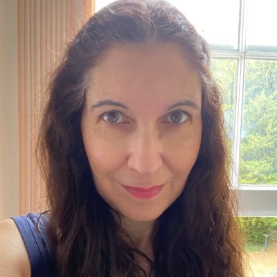 An Italianist with interests in Dante and the Medieval, Renaissance world. Currently I’m a voice actor for the Cambridge Latin Course (in Latin).