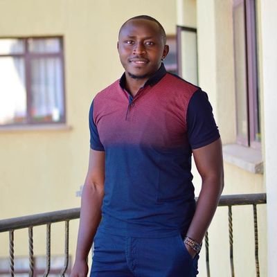 Elisapana's profile picture. Follow me because there’s no excuse for laziness.