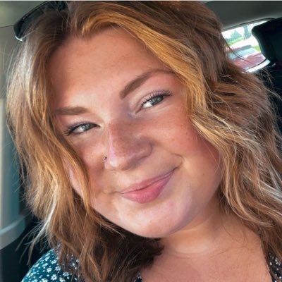 I spend all my money on flowers and coffee • UAkron ‘22 •