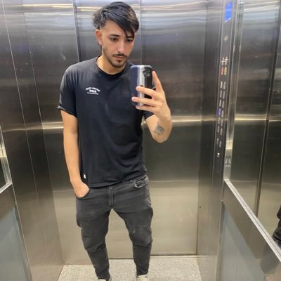 BallariPablo's profile picture. Estudiante de contaduría📚 ig: Pabloballari