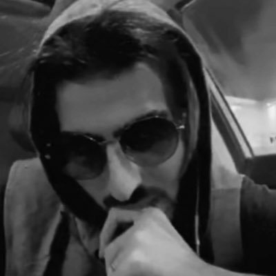 لو عمري كِله وجع منك ماتركتِك ، انا بحُلوك ومُرك عشقتِك.