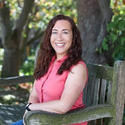 Jewess, Fun Aunt, Deputy Director @sjcityhousing, @cityofsanmateo Parks & Rec Commissioner, @kqed listener, @msnbc watcher, no mere renter.
