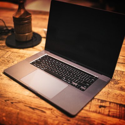 kantanfx3's profile picture. 初心者の方でも扱えるFXツールを紹介しています！今の収入に満足していない方や収入源を増やしたい方、FXに興味はあるけど始め方が分からない方、空き時間を使い収入で周りと差をつけませんか？
#FX #FXツール #副業 #収入 #FX初心者 #投資 #稼ぎ方