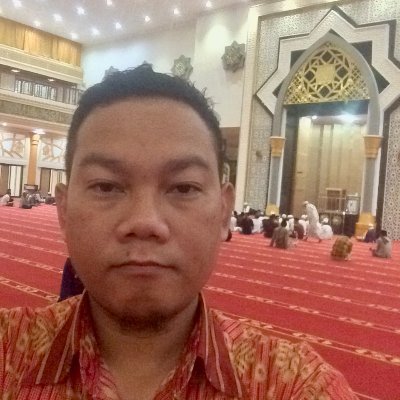 Manusia biasa, salah satu makhluk ciptaan Allah SWT