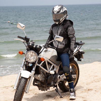 Yu_bike_250's profile picture. VTR250(09年式)🏍/薬学💊/美味しいもの😋/1996年🎂/ぎっくり腰/中免R3.10.27/大型R6.04.11/既婚