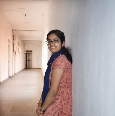 Wildlife lover, photography enthusiastic,
Curious learner, love reading and books.
Heart in forests, mind at conservation.