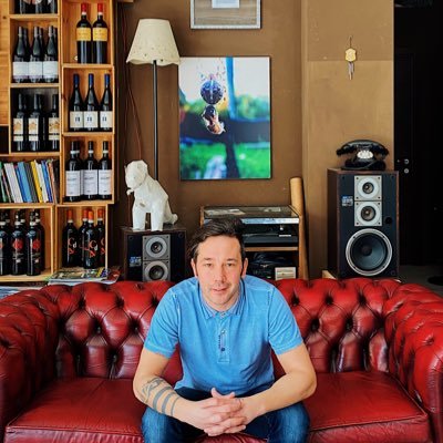 ElCasciavit's profile picture. Street Photographer using #FujifilmXT4