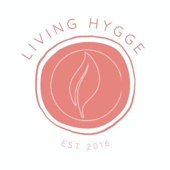 We believe in simple pleasures & have the antidote to a hectic life; Hygge. We curate the beautiful #originalhyggebox & #blog. Host #hyggehour Mon 8-9pm 📦