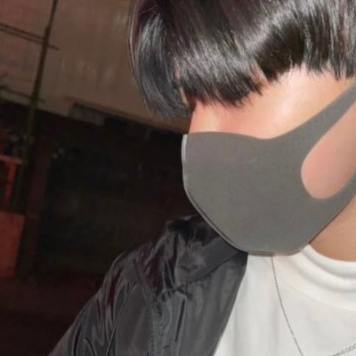 関関同立 理系学部生です。 IT業界、メーカー、商社志望です。 なんとか3月には内定欲しいです!就活仲間が欲しい!! #24卒と繋がりたい #就活 #情報弱者 #友達いない
