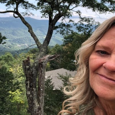 cloudydiamond1's profile picture. Mother ❤️💙 Beach lover ☀️ Just dance 💃Love wins 💕 CT❄️ SC 🌴Freedom 🇺🇸 Aging Disgracefully And Loving It. #Trumpwon