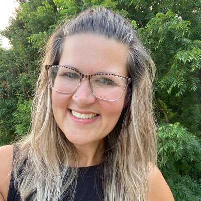 💁🏼♀️ She/Her ✏️ MTSS Resource Teacher 👨👩👧 Girl Mom 📚Avid Reader 🧙🏼♀️Hogwarts Hopeful 💍 Married to my best friend 💜 📍 Baltimore 🦀