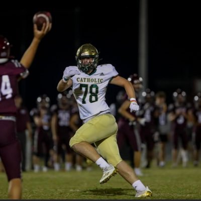 Knoxville Catholic High School Class of 2024 🍀🏈 Maryville College OL 🏈6’5 265. NCAA# 2302783741