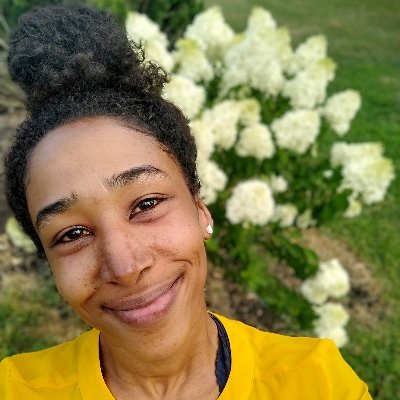 Founder at Marie Admin | Coaching novice entrepreneurs and small business owners through startup assessments, business planning, and operations development
