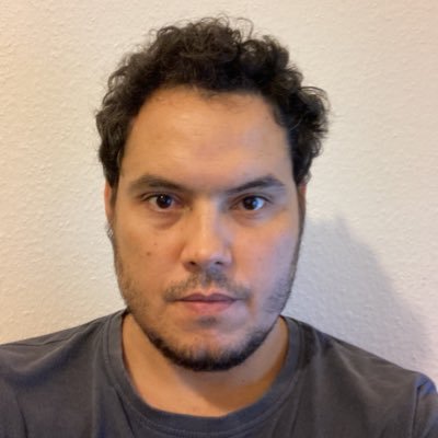 Cubano; Exiliado en Suiza. Opositor a la Dictadura cubana.
Martiano 100%. Anti-Plebiscito. Anti-COMUNISTA.
Por la Helms-Burton y la C.40. Beligerancia si. 333