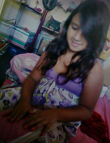escorpiana , 8 anos , twittera , feliz , fofa , ciumenta , morena , qer me conheçer melhor é só sequuir (: