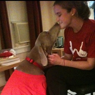 kelseyadewey's profile picture. 