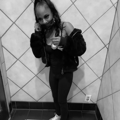 twixbabyx1's profile picture. Ijahnae💙 Instagram : @x1hydii_😌 Sc:Ishakee20