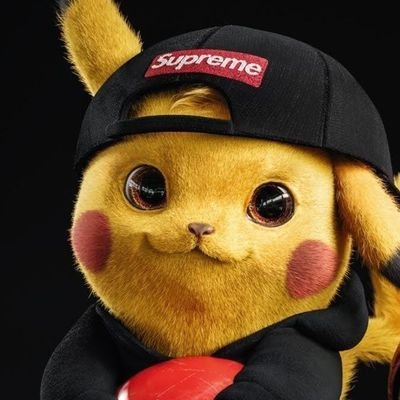 sleebeb's profile picture. Normal is boring👽🤖