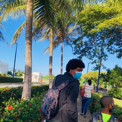 • software developer 🧑💻
• I love the basketball 🏀
• B≠. y na' chill👾