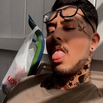 Hella_Moonz's profile picture. 𝘓𝘷𝘭 29. // 𝘊𝘰𝘧𝘧𝘦𝘦 𝘭𝘰𝘷𝘦𝘳 // 𝘱𝘳𝘰𝘧𝘦𝘴𝘴𝘪𝘰𝘯𝘢𝘭 𝘪𝘯𝘴𝘰𝘮𝘯𝘪𝘢𝘤 // 𝘎𝘢𝘮𝘦𝘳 𝘴𝘪𝘯𝘤𝘦 𝘥𝘢𝘺 1 // 𝘕𝘔𝘎🌙