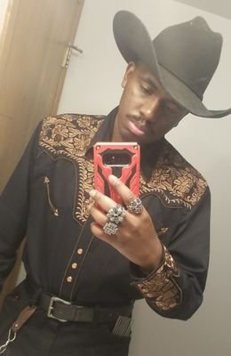 Diabetic Shitposting Cowboy who loves MMA, Wrestling and Video Games