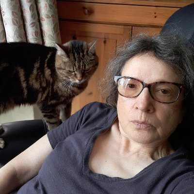 eve_sambor's profile picture. 