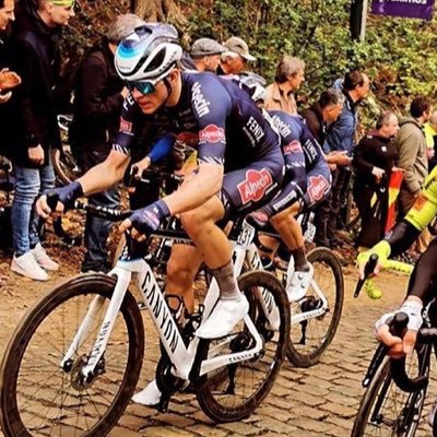 kabuzukicow's profile picture. 2023年社労士試験受験予定！TACで社労士講座を受講しています！