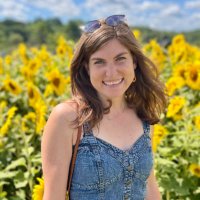 Shira Stoll (@shirastoll) Twitter profile photo
