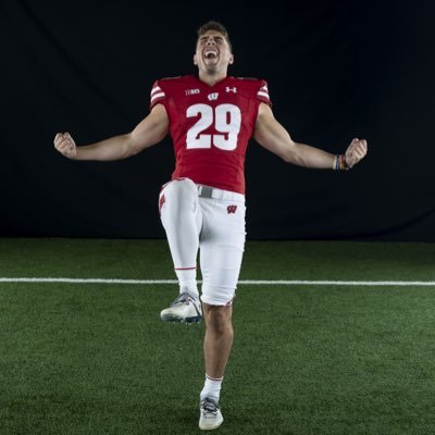 @badgerfootball #29