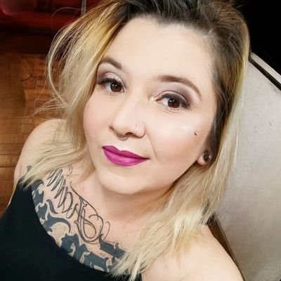 amandapjardim's profile picture. Dreadmaker/trancista 
Cervejeira - música boa - libriana 🌻
@am.dreads  -  olha meus trabalhos ♥️