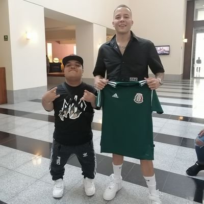 Chencho_Aguilar's profile picture. 25//11//92
Chivas 🔴⚪
@flow_la_movie_mexico 
#ElDeLosHits💿 
Instagram: @chencho_aguilar