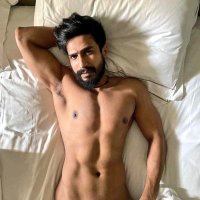 Sparrow Bottom (@dinu93863657) 's Twitter Profile