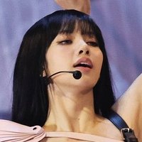 ⚫️ (@foxylisaaa) 's Twitter Profile